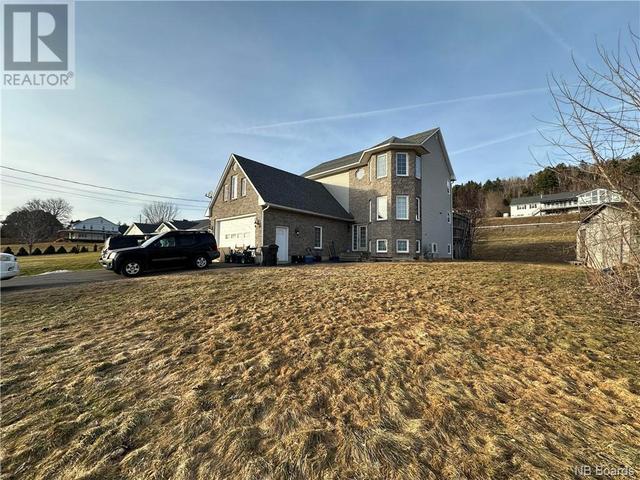 1170 Route 105, House detached with 5 bedrooms, 4 bathrooms and null parking in Douglas NB | Image 12