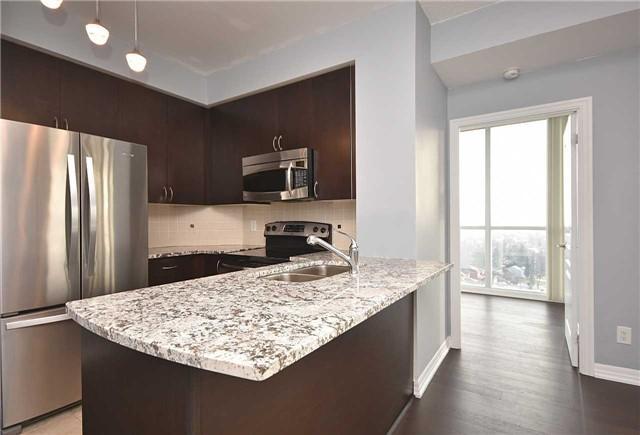 1107 - 223 Webb Dr, Condo with 2 bedrooms, 2 bathrooms and 1 parking in Mississauga ON | Image 6
