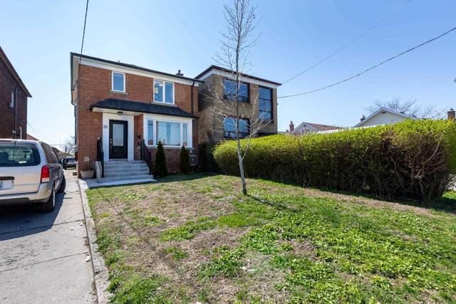 39 Schell Ave, House detached with 4 bedrooms, 3 bathrooms and 4 parking in Toronto ON | Image 33