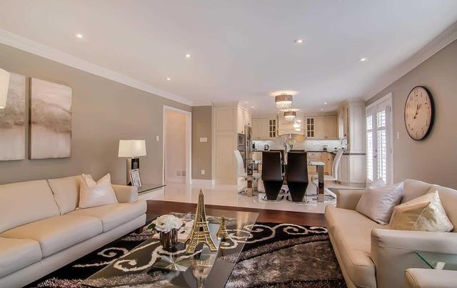 2144 Langtry Dr, House detached with 4 bedrooms, 4 bathrooms and 8 parking in Oakville ON | Image 12