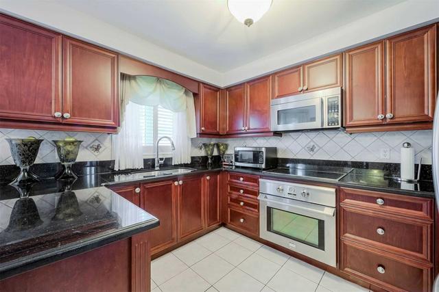 24 Sicilia St, House detached with 4 bedrooms, 4 bathrooms and 4 parking in Vaughan ON | Image 10
