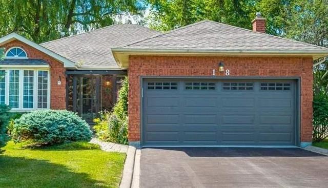 18 Shane Crt, House detached with 3 bedrooms, 2 bathrooms and 4 parking in Whitchurch Stouffville ON | Image 1