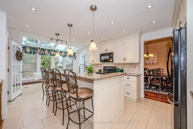 15 Wiltshire Pl, House detached with 3 bedrooms, 3 bathrooms and 6 parking in Guelph ON | Image 39