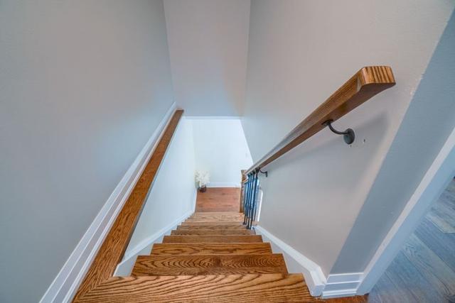 62 Langevin Cres, House detached with 4 bedrooms, 4 bathrooms and 4 parking in Toronto ON | Image 9