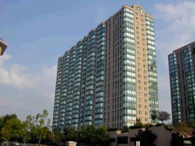 1913 - 155 Hillcrest Ave, Condo with 2 bedrooms, 2 bathrooms and 1 parking in Mississauga ON | Image 1