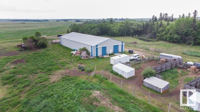 17407 Twp Rd 500, House detached with 5 bedrooms, 2 bathrooms and null parking in Beaver County AB | Image 68