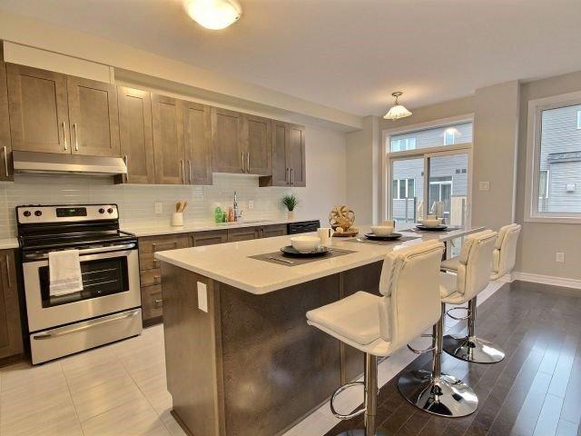 709 Des Aubepines Dr, House attached with 3 bedrooms, 3 bathrooms and 2 parking in Ottawa ON | Image 10