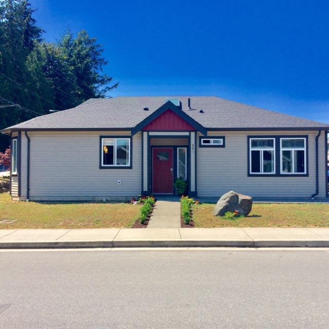 991 Buffer Rd, House detached with 3 bedrooms, 2 bathrooms and 2 parking in Nanaimo BC | Image 1