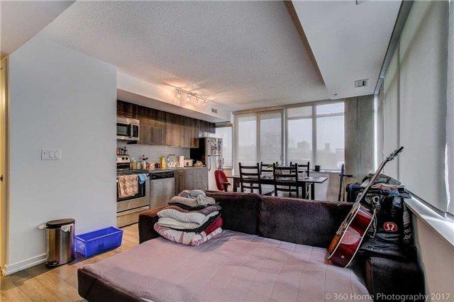 319 - 20 Joe Shuster Way, Condo with 2 bedrooms, 2 bathrooms and 1 parking in Toronto ON | Image 2