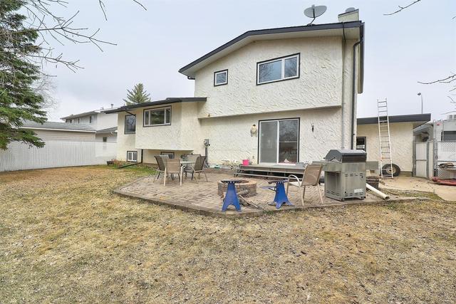 9821 76a Avenue, House detached with 4 bedrooms, 2 bathrooms and 7 parking in Grande Prairie AB | Image 27