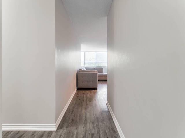 209 - 40 Panorama Crt, Condo with 2 bedrooms, 1 bathrooms and 1 parking in Toronto ON | Image 27