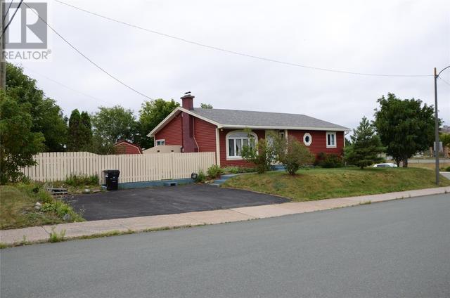 2 Edmonton Place, House detached with 3 bedrooms, 2 bathrooms and null parking in St. John's NL | Card Image