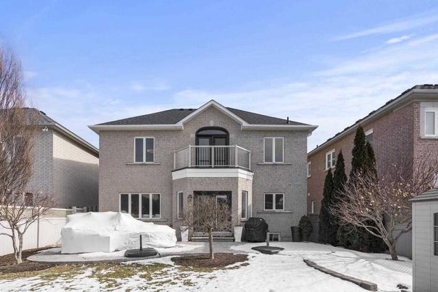 8 Calista St, House detached with 4 bedrooms, 3 bathrooms and 6 parking in Vaughan ON | Image 33