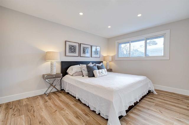 614 Walkers Line, House detached with 3 bedrooms, 2 bathrooms and 3 parking in Burlington ON | Image 7