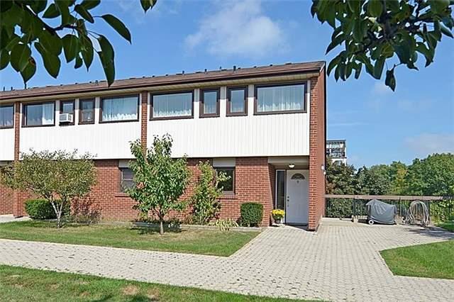 9 - 530 Falgarwood Dr, Townhouse with 3 bedrooms, 3 bathrooms and 2 parking in Oakville ON | Image 1