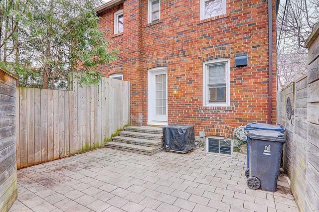 111 Greer Rd, House semidetached with 3 bedrooms, 2 bathrooms and 1 parking in Toronto ON | Image 31