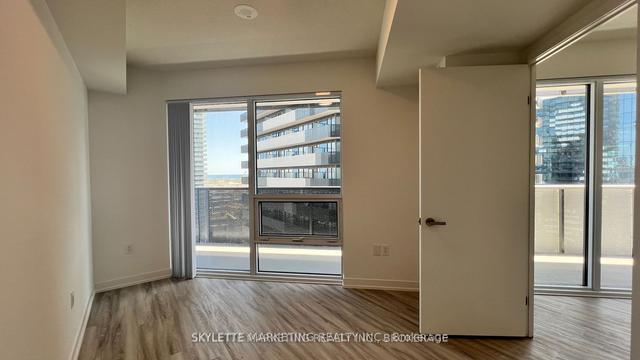 3308 - 55 Cooper St, Condo with 1 bedrooms, 1 bathrooms and 0 parking in Toronto ON | Image 9