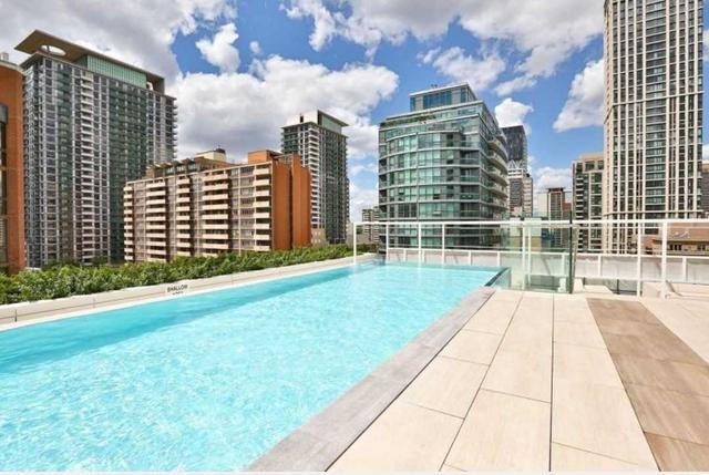 2109 - 161 Roehampton Ave, Condo with 1 bedrooms, 1 bathrooms and 0 parking in Toronto ON | Image 11