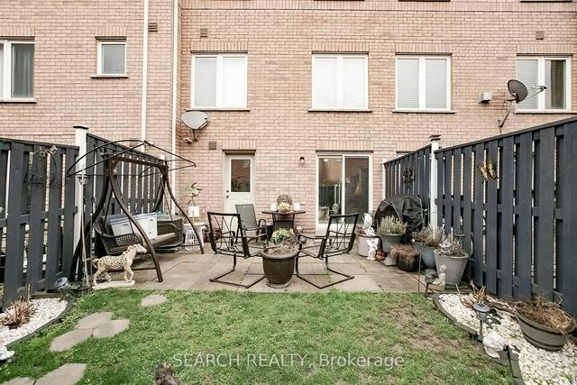 13 - 271 Richvale Dr S, House attached with 3 bedrooms, 2 bathrooms and 2 parking in Brampton ON | Image 32