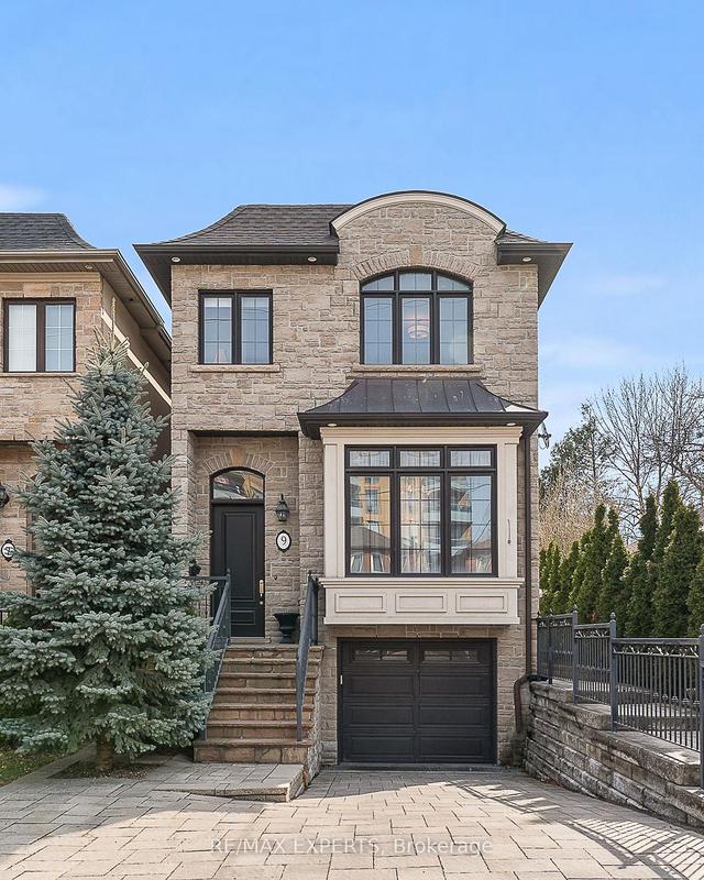 9 Fairholme Ave, House detached with 3 bedrooms, 4 bathrooms and 4 parking in Toronto ON | Image 1