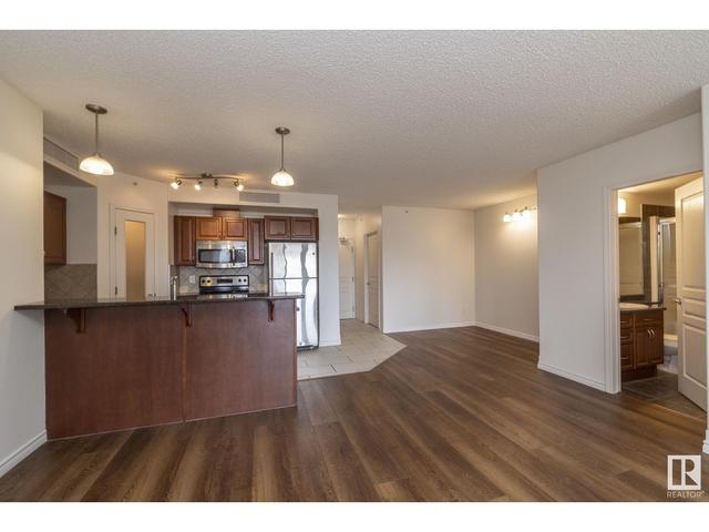 403 - 9707 106 St Nw, Condo with 2 bedrooms, 2 bathrooms and 2 parking in Edmonton AB | Image 9