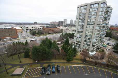 1004 - 24 Hanover Rd, Condo with 2 bedrooms, 2 bathrooms and 1 parking in Brampton ON | Image 9