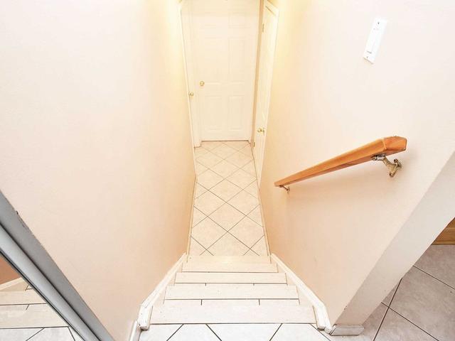95 - 400 Bloor St E, Townhouse with 4 bedrooms, 2 bathrooms and 2 parking in Mississauga ON | Image 32