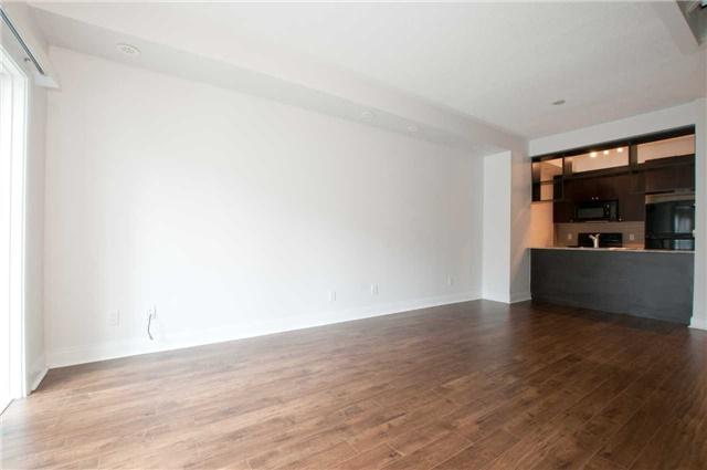th #54 - 315 Village Green Sq, Townhouse with 4 bedrooms, 3 bathrooms and 2 parking in Toronto ON | Image 4