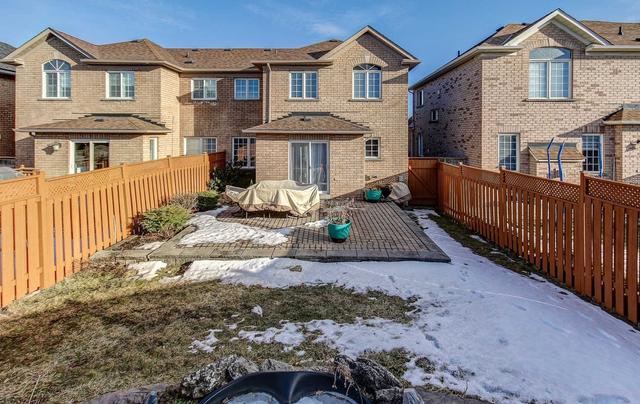 32 Saddleback Sq, House semidetached with 3 bedrooms, 3 bathrooms and 3 parking in Brampton ON | Image 18