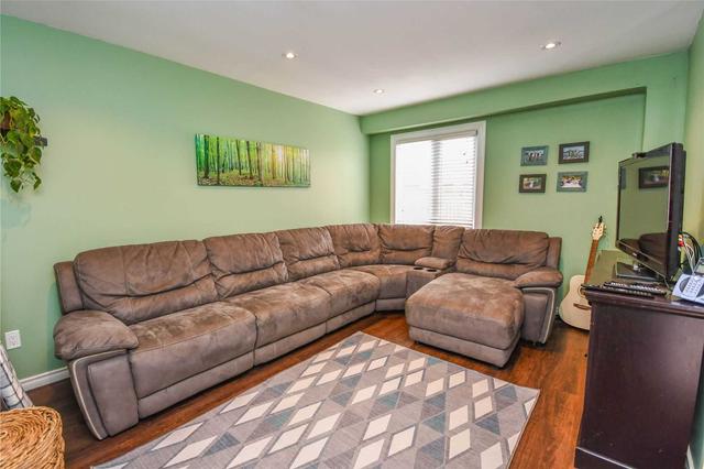 34 Quance St, House semidetached with 3 bedrooms, 3 bathrooms and 3 parking in Barrie ON | Image 24