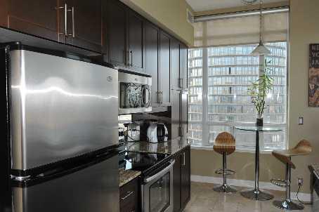 3508 - 80 Absolute Ave, Condo with 2 bedrooms, 2 bathrooms and 2 parking in Mississauga ON | Image 3