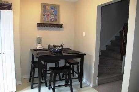110 - 895 Maple Ave, Townhouse with 2 bedrooms, 2 bathrooms and 1 parking in Burlington ON | Image 6