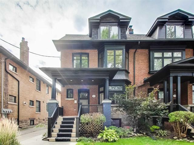 upper - 20 Kendal Ave, House semidetached with 3 bedrooms, 3 bathrooms and 1 parking in Toronto ON | Image 12