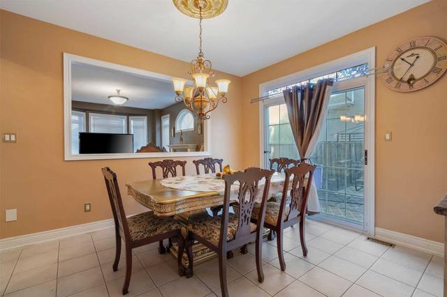 9 Valleycreek Dr, House detached with 4 bedrooms, 4 bathrooms and 6 parking in Brampton ON | Image 5