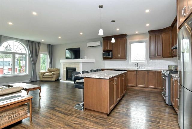 79 Walkem Dr, House detached with 3 bedrooms, 6 bathrooms and 12 parking in New Tecumseth ON | Image 14