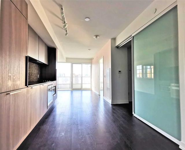 2011 - 85 Wood St, Condo with 1 bedrooms, 1 bathrooms and 0 parking in Toronto ON | Image 7