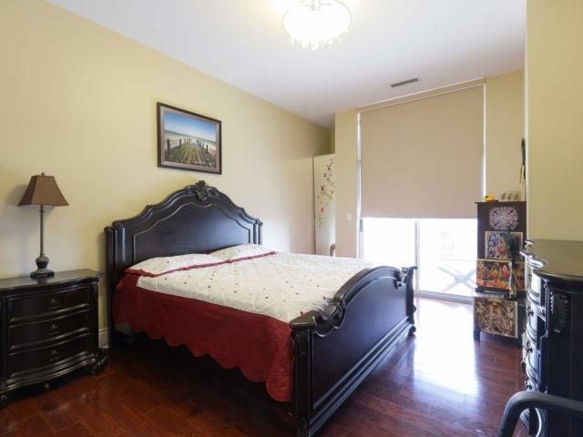 Gph 33 - 3888 Duke Of York Blvd, Condo with 3 bedrooms, 3 bathrooms and 3 parking in Mississauga ON | Image 10