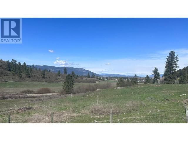 309 Hwy 97a Highway, House detached with 5 bedrooms, 2 bathrooms and 4 parking in Spallumcheen BC | Image 30
