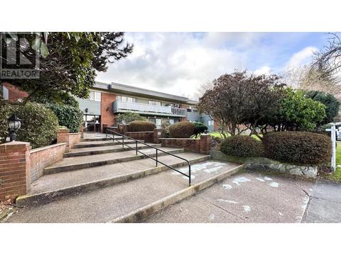 124 - 2600 49th Avenue, Condo with 2 bedrooms, 1 bathrooms and 1 parking in Vancouver BC | Card Image