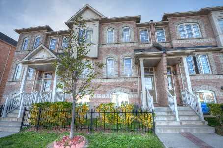 364 Danforth Rd, House attached with 3 bedrooms, 4 bathrooms and null parking in Toronto ON | Image 1