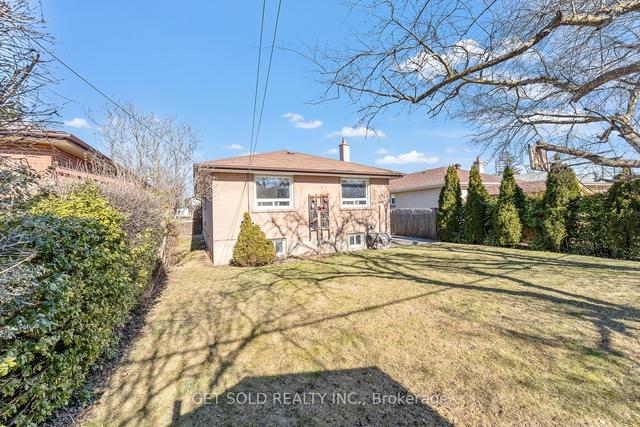 20 Riverhead Dr, House detached with 3 bedrooms, 2 bathrooms and 3 parking in Toronto ON | Image 28