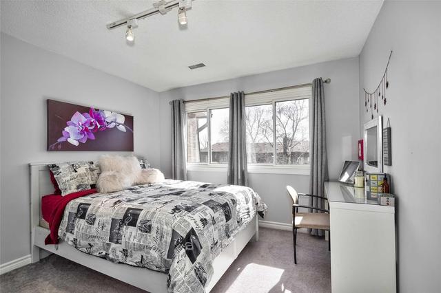 3 - 2104 Marine Dr, Condo with 3 bedrooms, 4 bathrooms and 2 parking in Oakville ON | Image 15