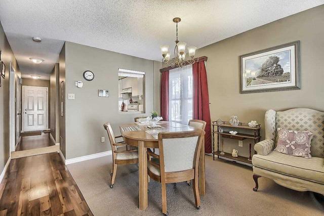 34 - 115 Main St, Townhouse with 2 bedrooms, 3 bathrooms and 1 parking in Newmarket ON | Image 6
