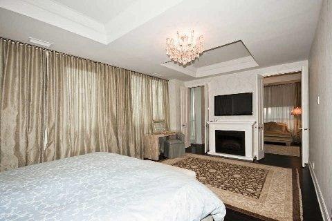 sph1 - 21 Balmuto St, Condo with 3 bedrooms, 4 bathrooms and 4 parking in Toronto ON | Image 13