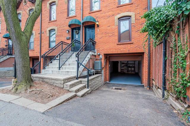 5 - 1000 Dundas St E, Townhouse with 3 bedrooms, 3 bathrooms and 3 parking in Toronto ON | Image 12
