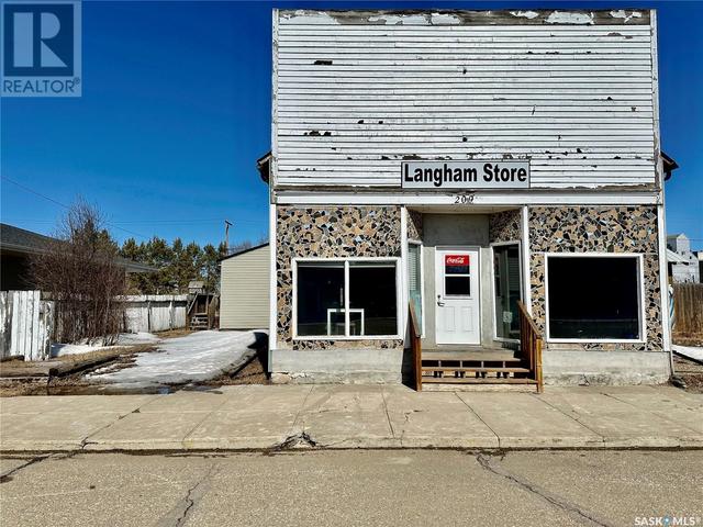 209 Main Street E, House detached with 4 bedrooms, 1 bathrooms and null parking in Langham SK | Image 12