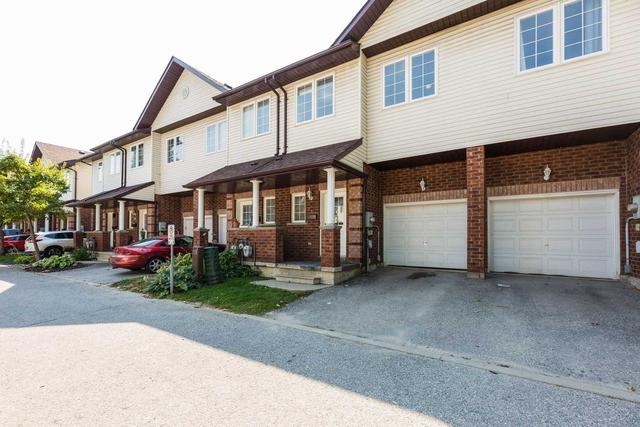 8 - 488 Yonge St, House attached with 3 bedrooms, 2 bathrooms and 2 parking in Barrie ON | Image 31