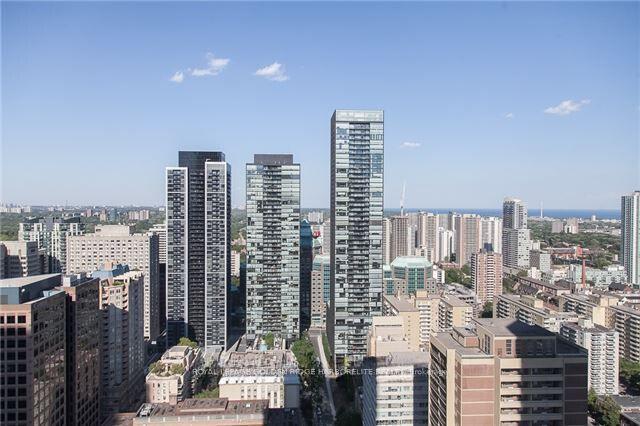 2702 - 42 Charles St E, Condo with 1 bedrooms, 2 bathrooms and 0 parking in Toronto ON | Image 4