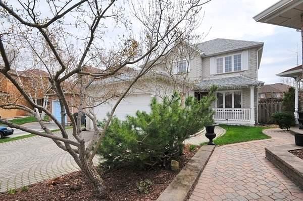 81 Ready Crt, House detached with 3 bedrooms, 4 bathrooms and 4 parking in Brampton ON | Image 1