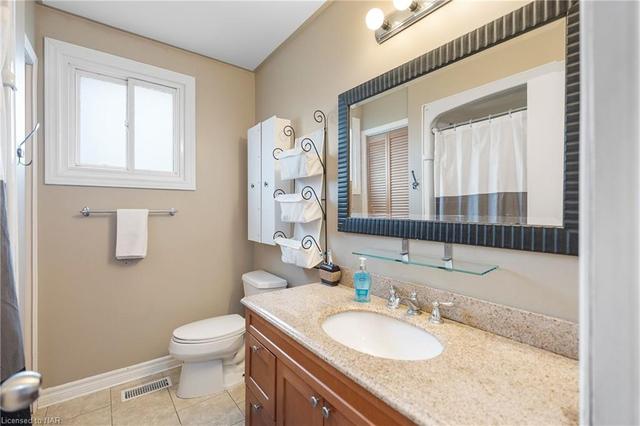 6590 Kuhn Crescent, House semidetached with 3 bedrooms, 1 bathrooms and 2 parking in Niagara Falls ON | Image 14